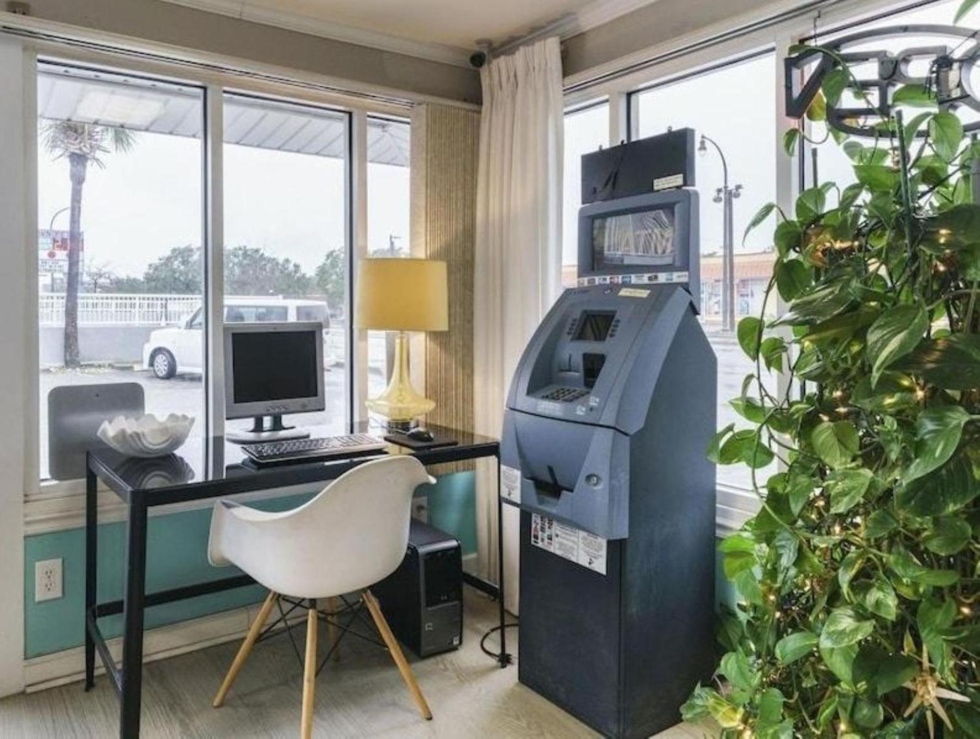Oyo Hotel Myrtle Beach Kings Hwy Экстерьер фото